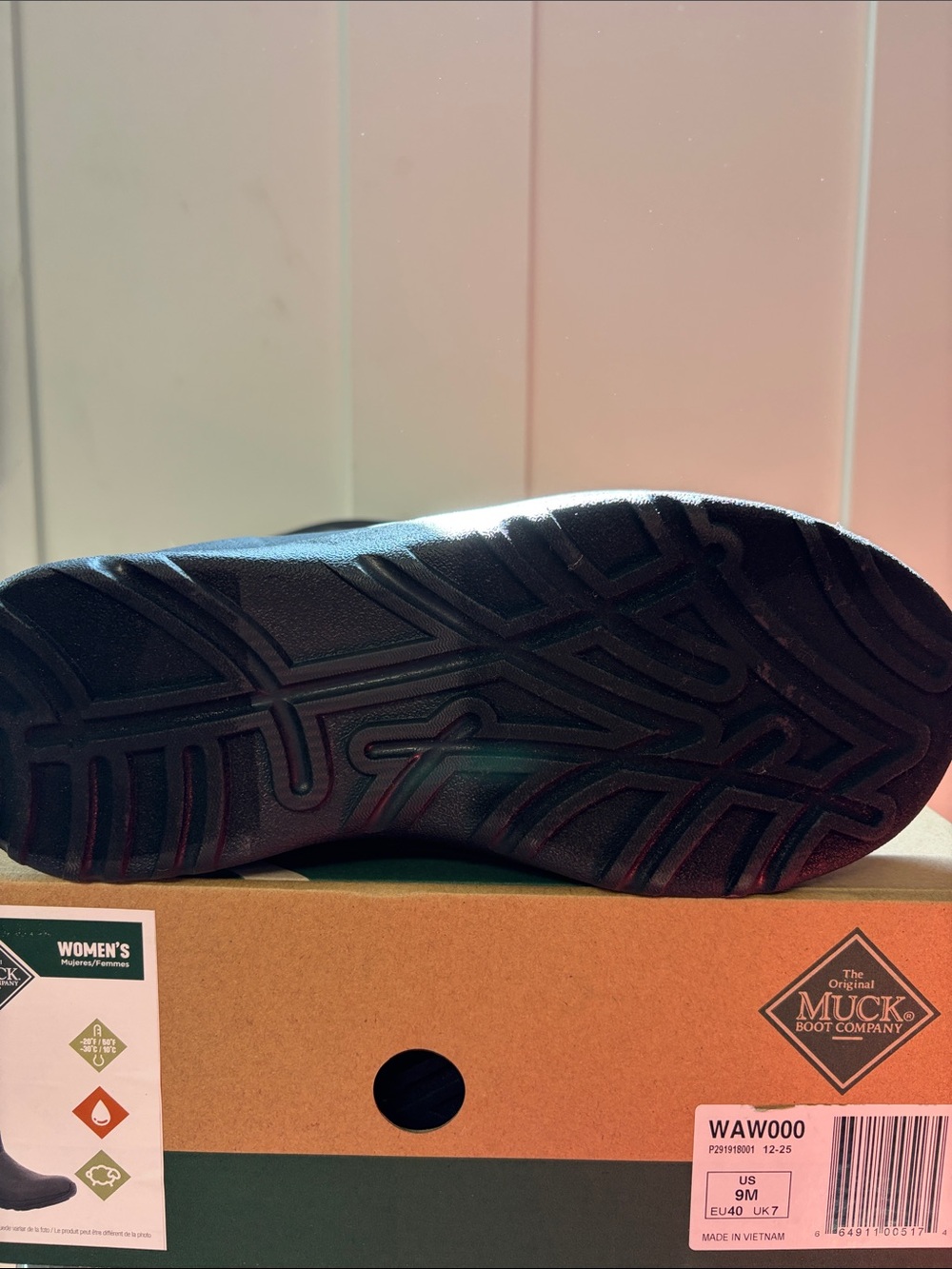 Women's Muck Boot Co. Arctic Weekend Black Waterproof Mid-Calf Boot Size 9M NWT - Picture 5 of 7
